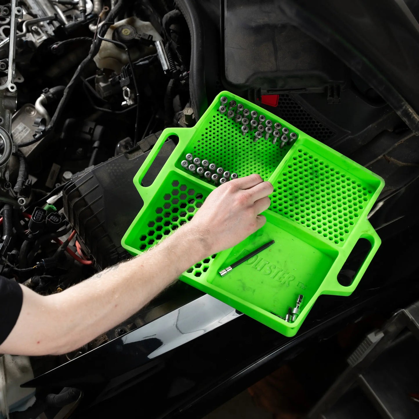Boltster Flexible Organizing Tray
